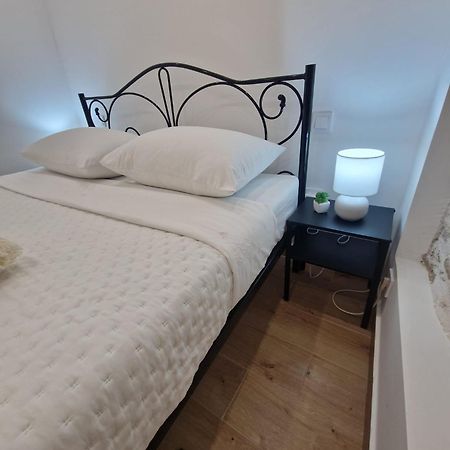 Small House Saint Michael Šibenik Екстериор снимка