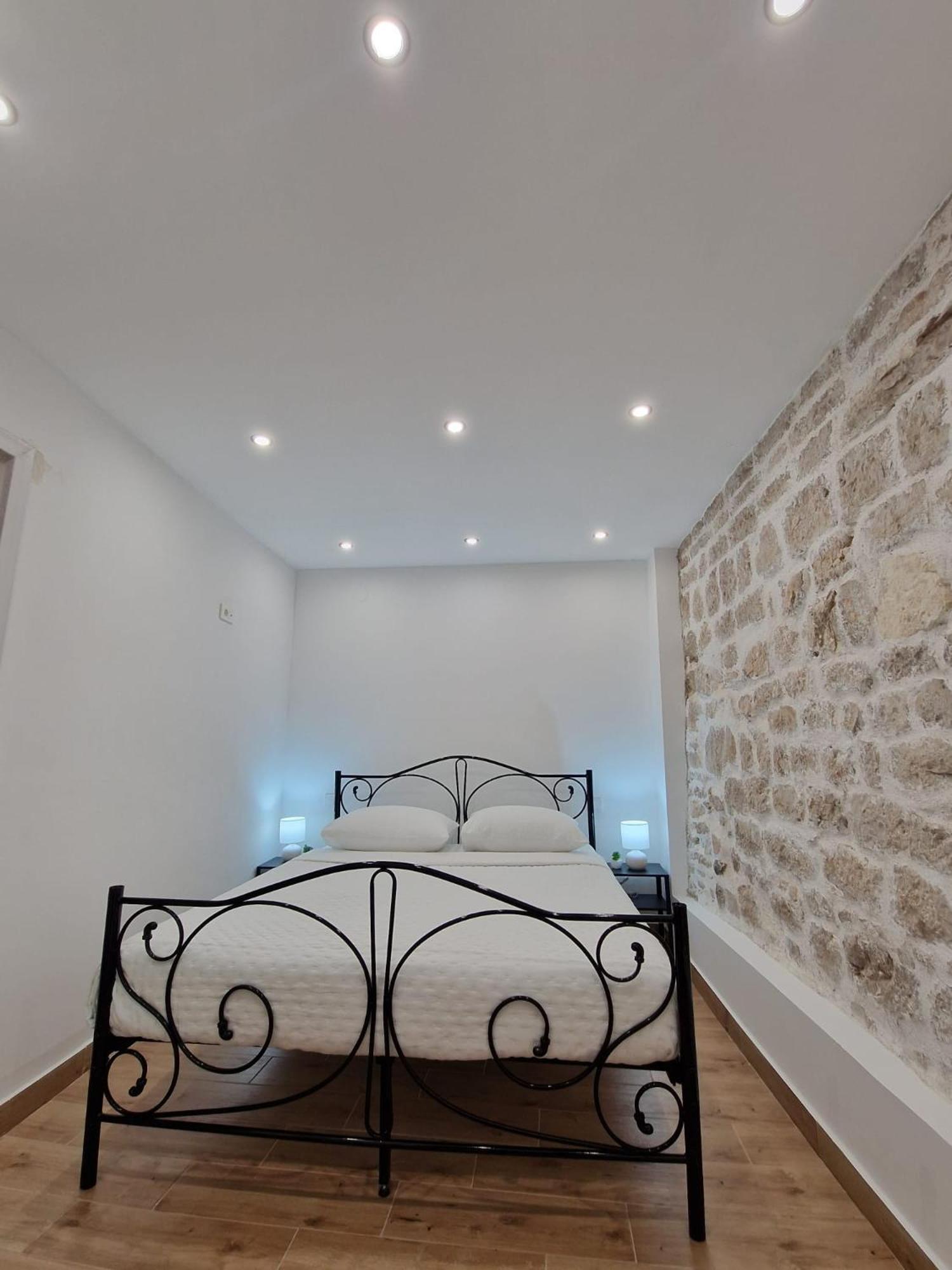 Small House Saint Michael Šibenik Екстериор снимка