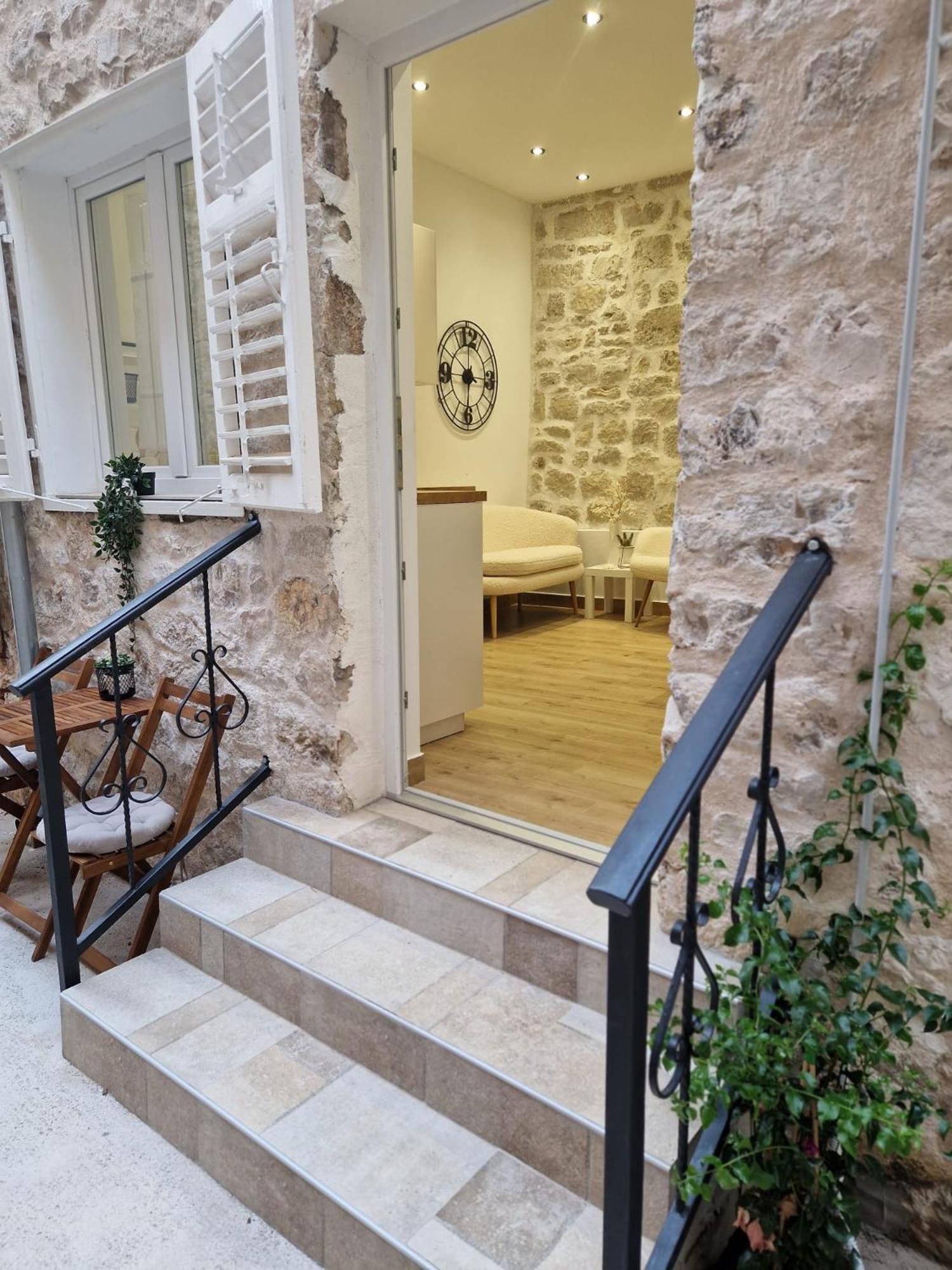 Small House Saint Michael Šibenik Екстериор снимка